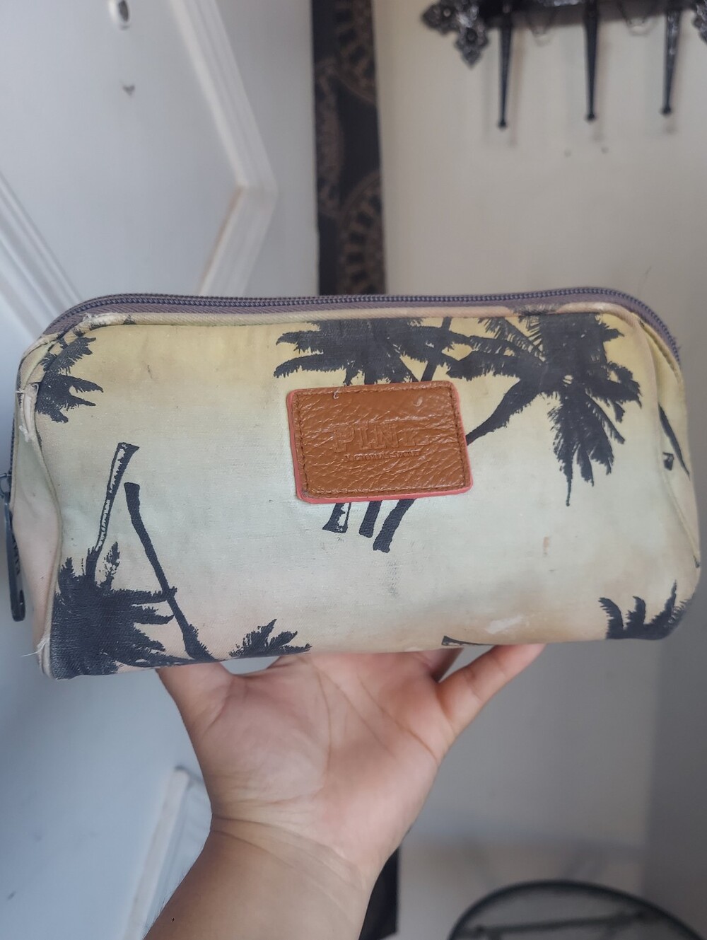 2010s Victorias Secret PINK Travel Makeup Bag